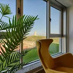 Th By En Casa * A Coruna