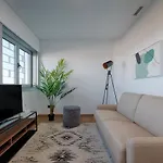 Th By En Casa *
