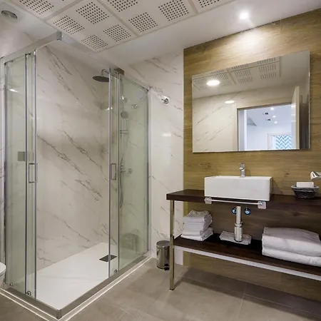 Th By En Casa Apartmán *