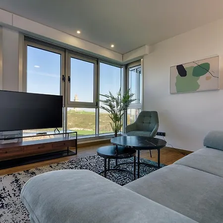 Th By En Casa Apartmán *