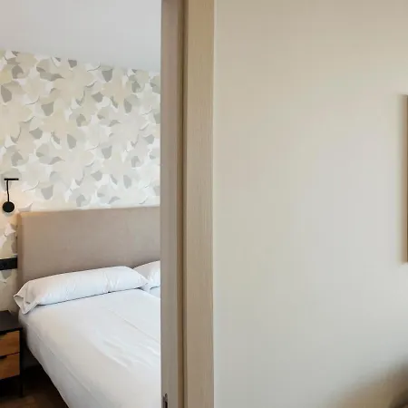 Th By En Casa * A Coruna