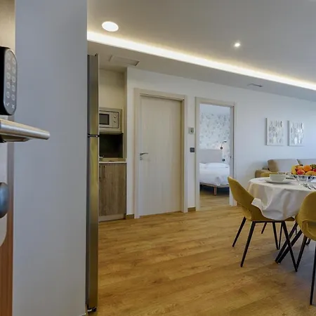 Th By En Casa Apartment