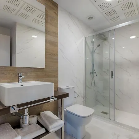 Th By En Casa * A Coruna