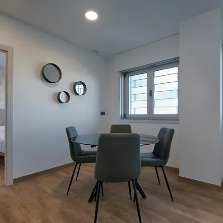 Apartment Th By En Casa A Coruna